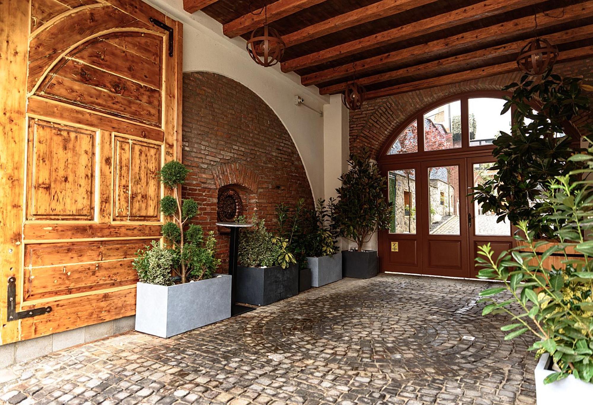 Art Hotel Sibiu Exteriör bild